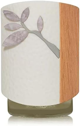 Yankee Candle Dogwood with Light Scent Plug Diffuser 1