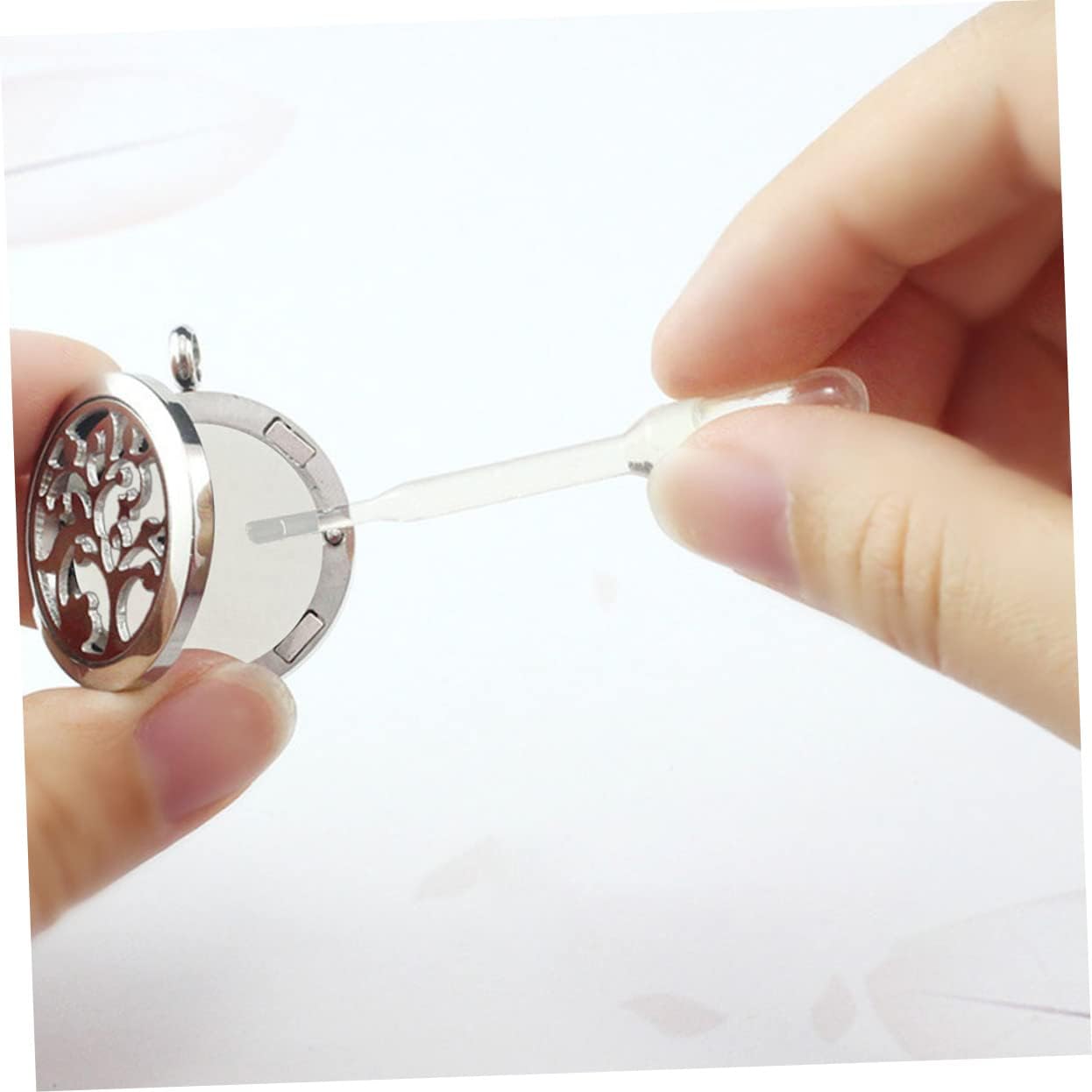 GARVALON 100pcs Aroma Pads for Essential Oil Diffusers