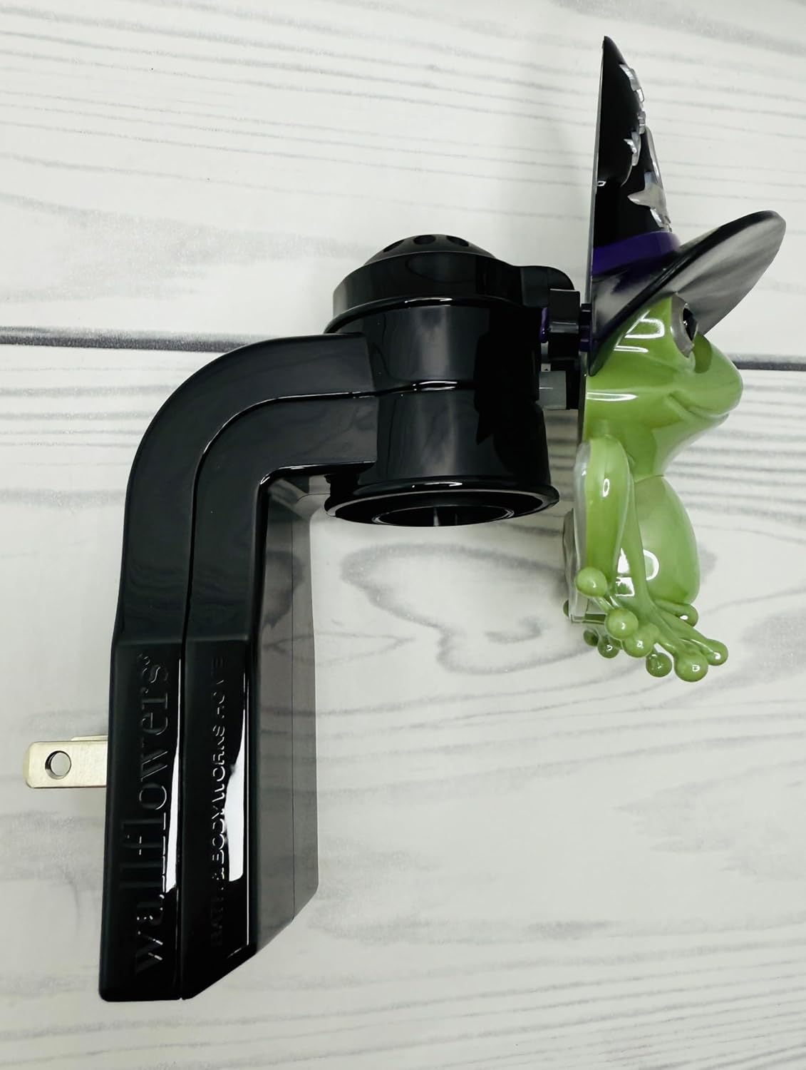Green with Black Hat Witchy Frog Wallflowers Scent Control Nightlight Plug
