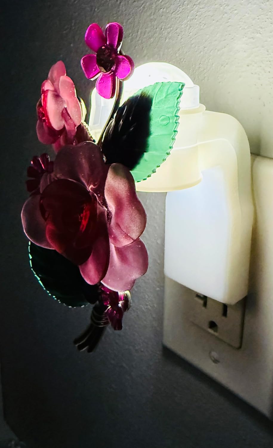 Pink Roses Adjustable Wallflowers Scent Control Nightlight Plug