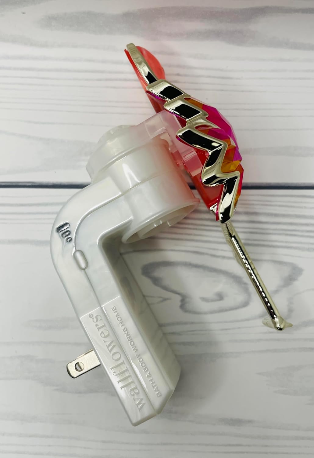 Faceted Pink Flamingo Wallflowers Scent Control Nightlight Plug