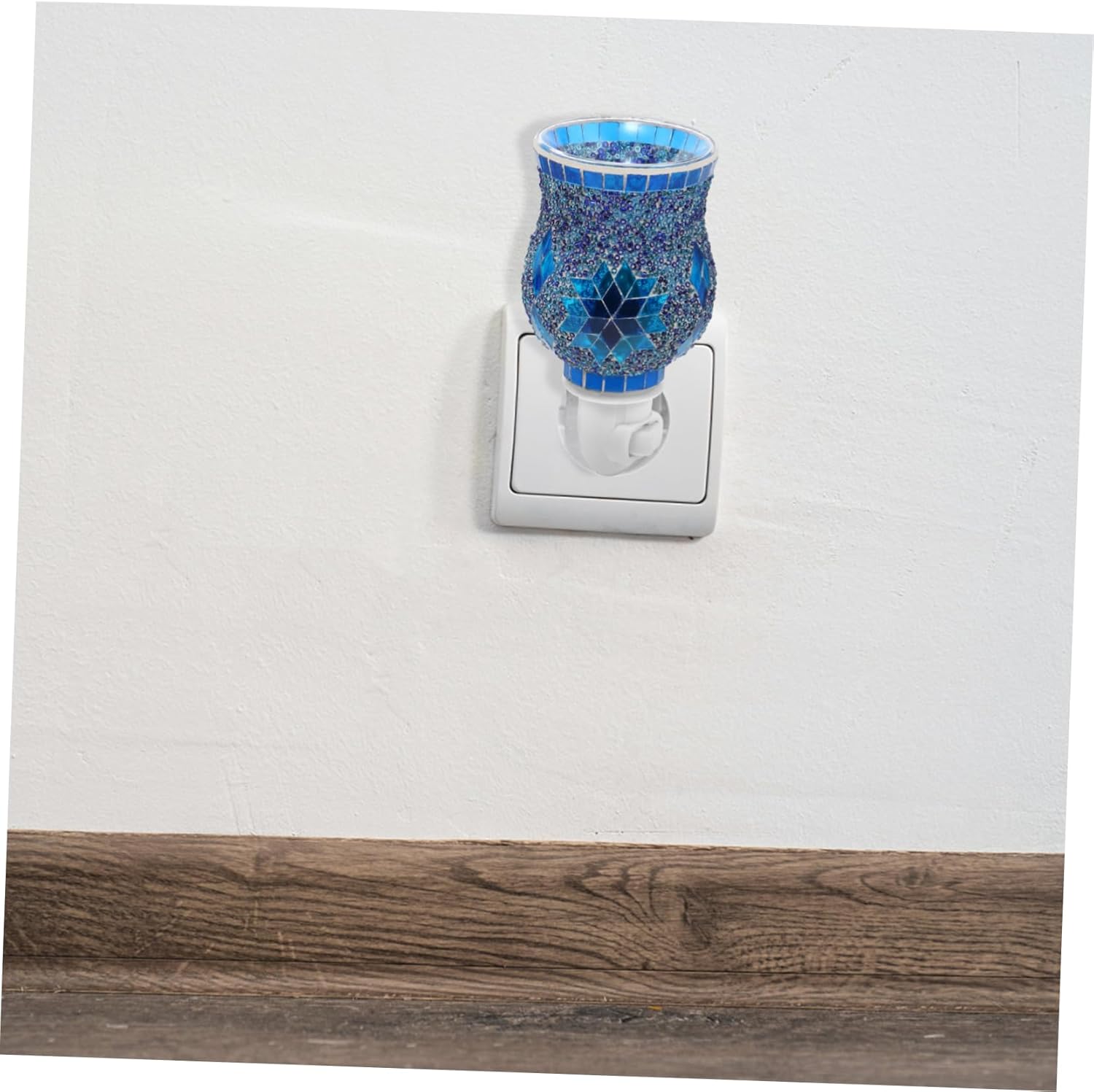 Plug In Aroma Essential Oil Lamp with Blue Snowflake Design