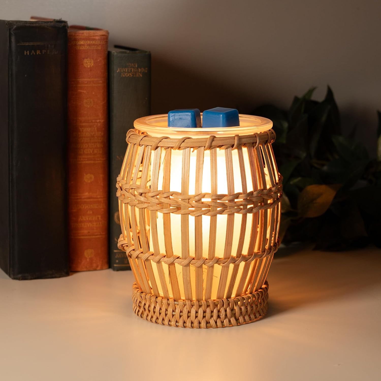 Scentsationals Wax Warmer with Basket Rattan Design