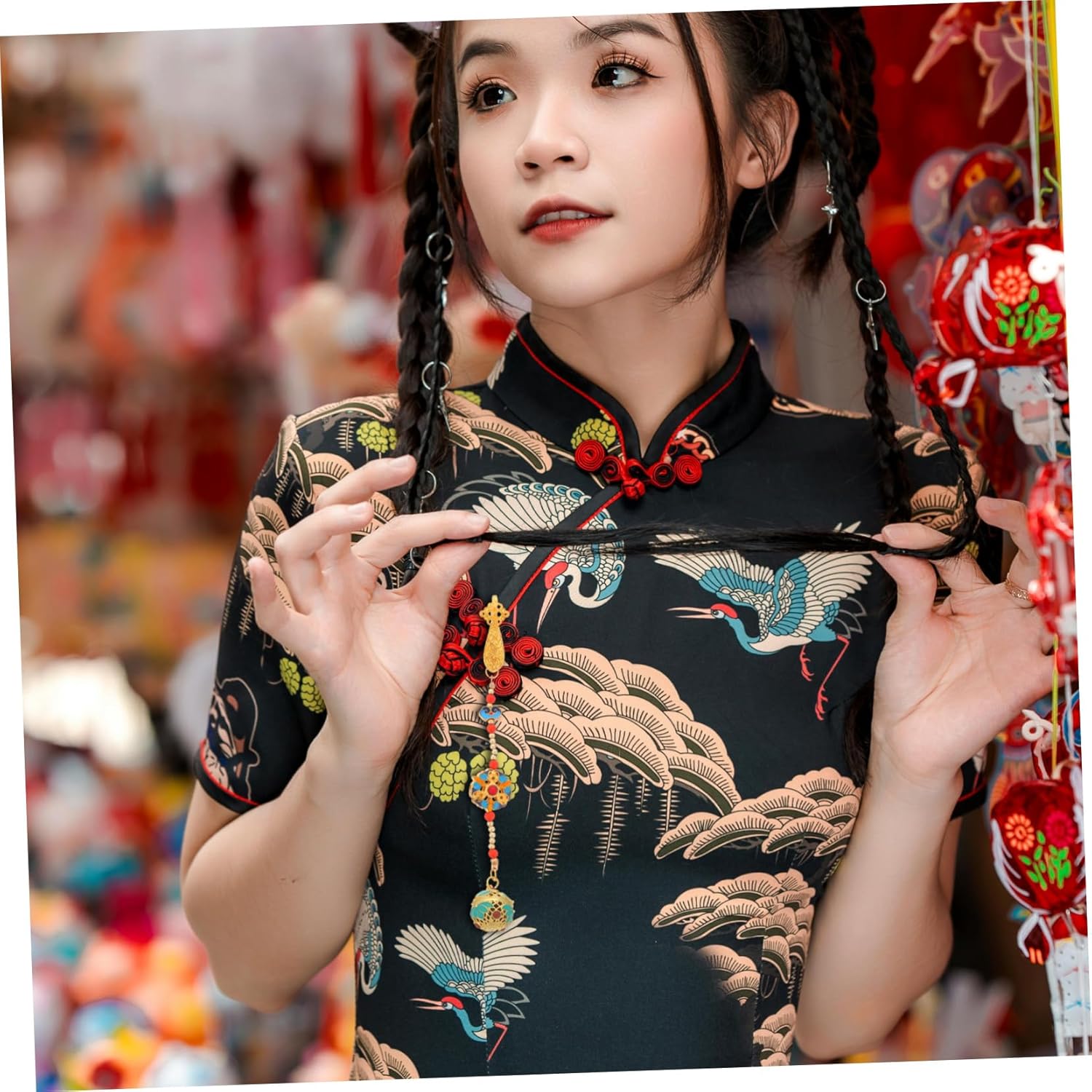 Hollow Fragrance Ball for Cheongsam and Home Decor