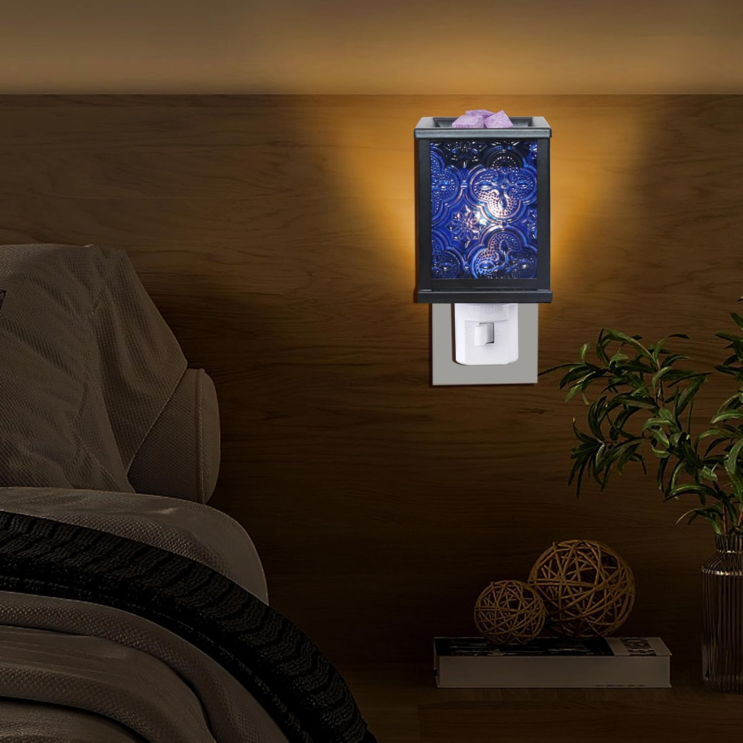 Moroccan Wall Plug-In Electric Wax Melt Warmer with Night Light