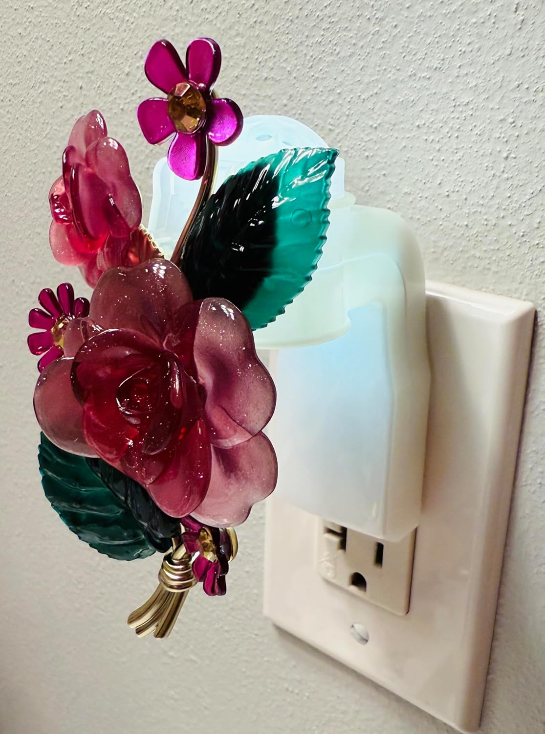 Pink Roses Adjustable Wallflowers Scent Control Nightlight Plug